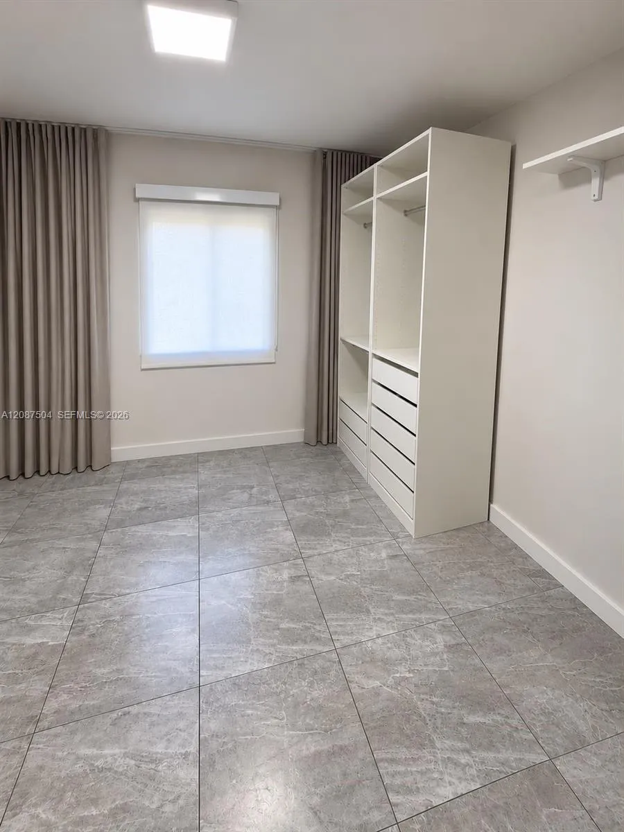 1418 NW 101st St Miami, FL 33147