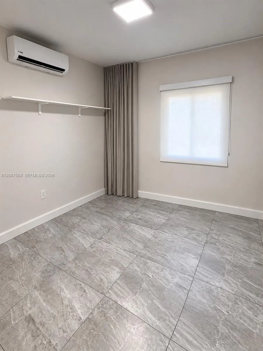 1418 NW 101st St Miami, FL 33147