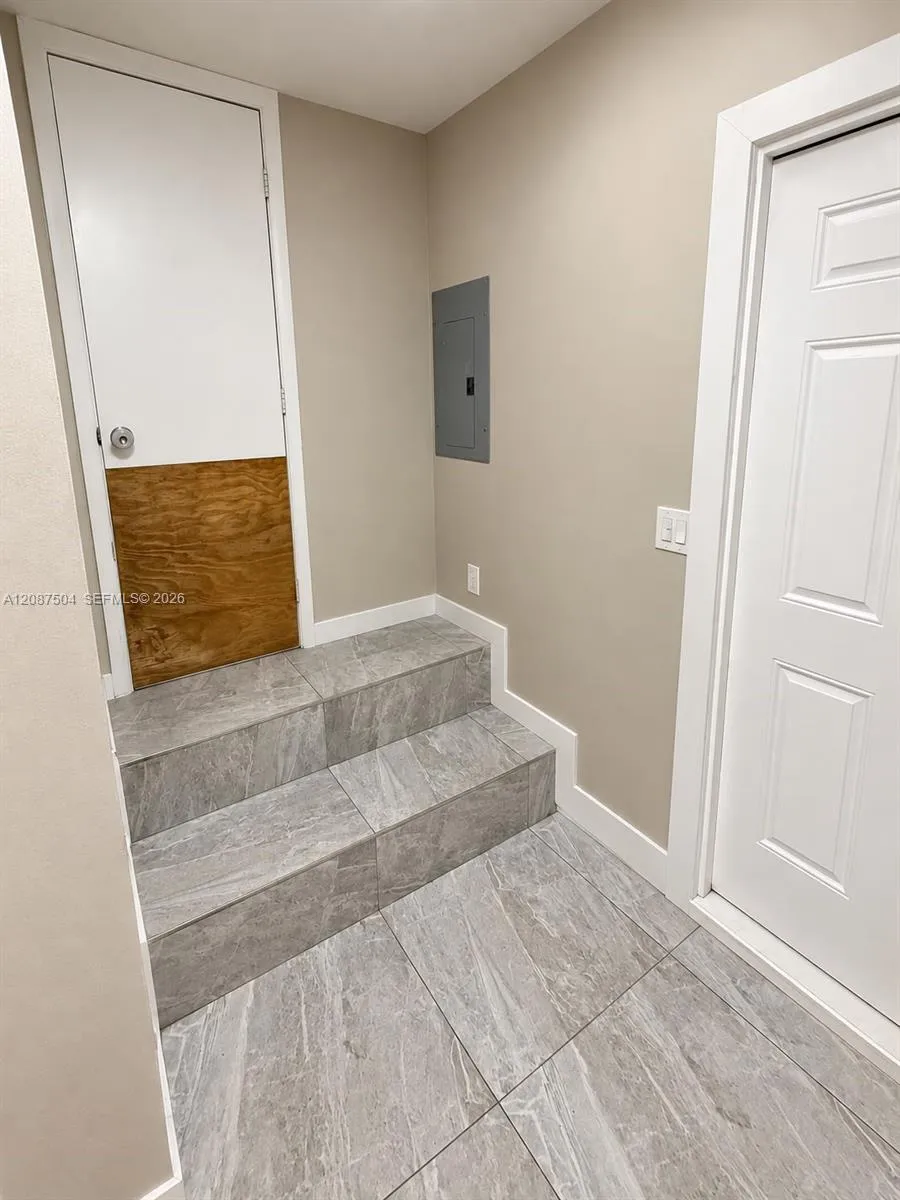 1418 NW 101st St Miami, FL 33147