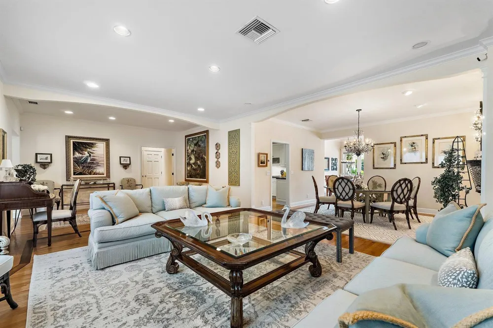 12420 Plantation Lane North Palm Beach, FL 33408