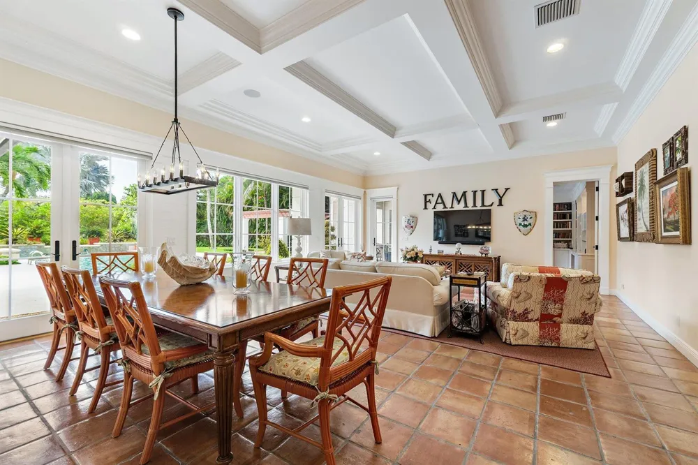 12420 Plantation Lane North Palm Beach, FL 33408