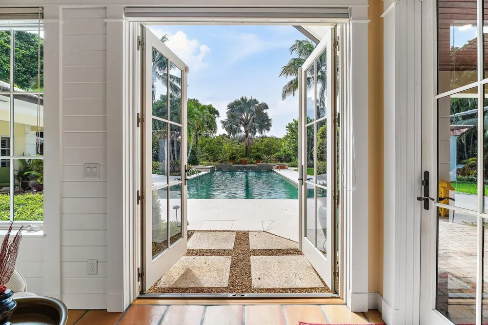 12420 Plantation Lane North Palm Beach, FL 33408