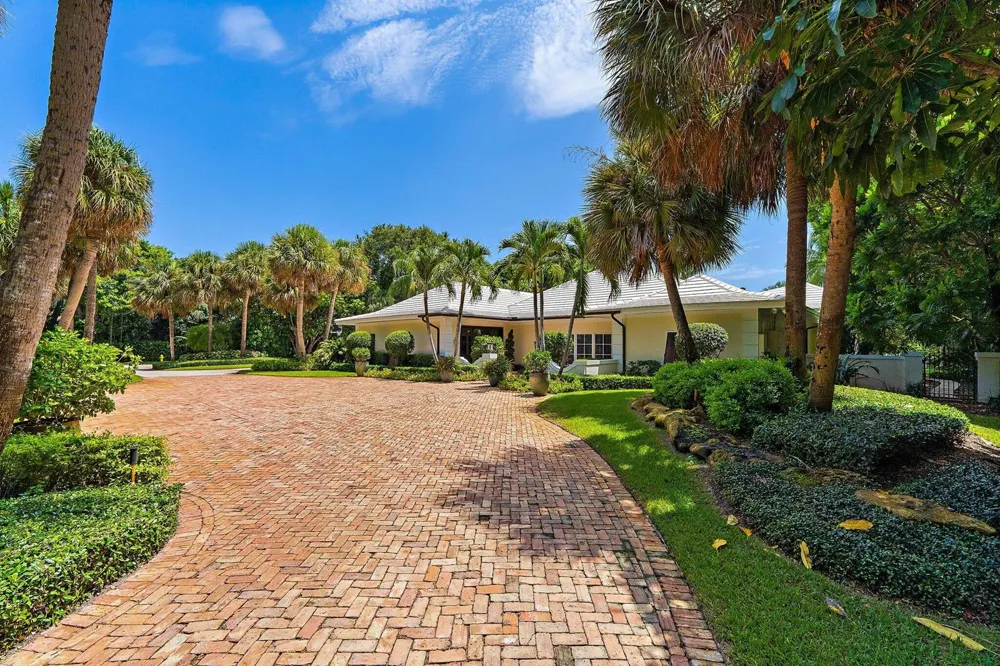 12420 Plantation Lane North Palm Beach, FL 33408