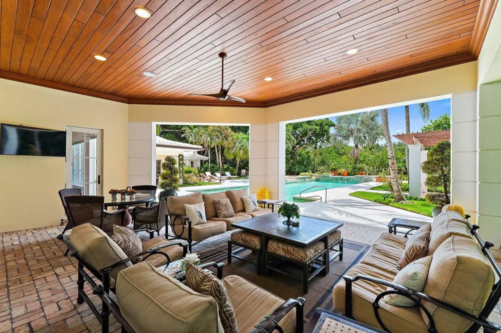 12420 Plantation Lane North Palm Beach, FL 33408