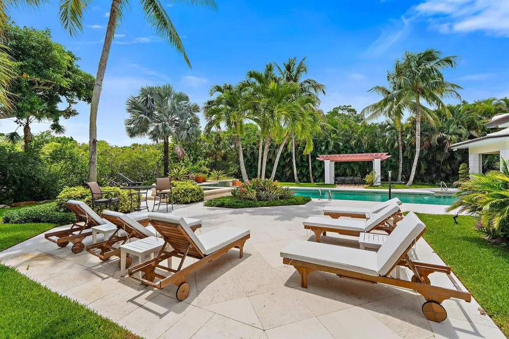 12420 Plantation Lane North Palm Beach, FL 33408