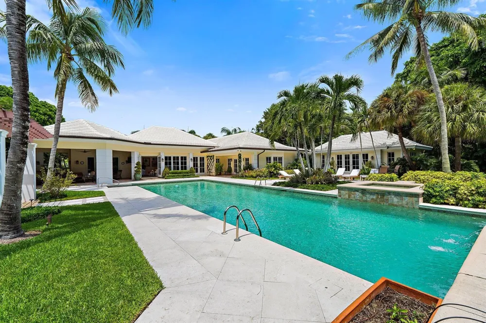 12420 Plantation Lane North Palm Beach, FL 33408