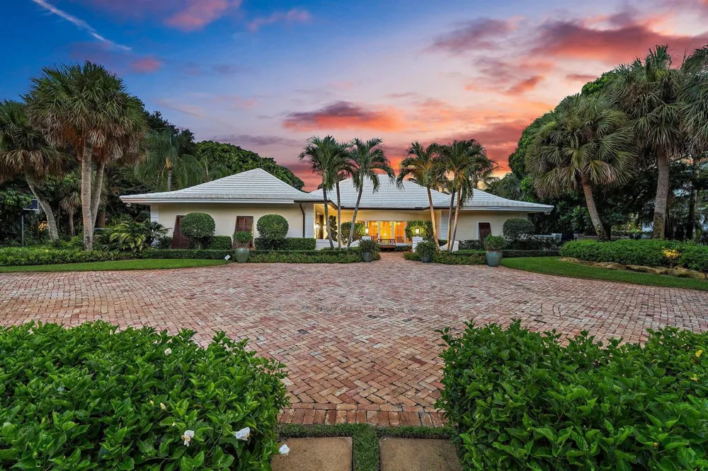 12420 Plantation Lane North Palm Beach, FL 33408