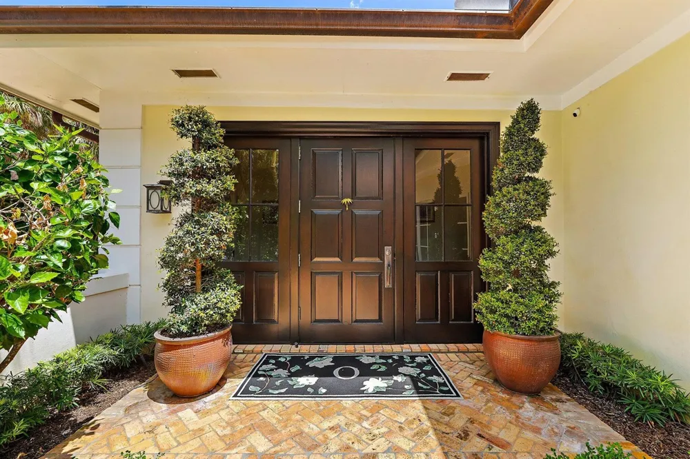 12420 Plantation Lane North Palm Beach, FL 33408