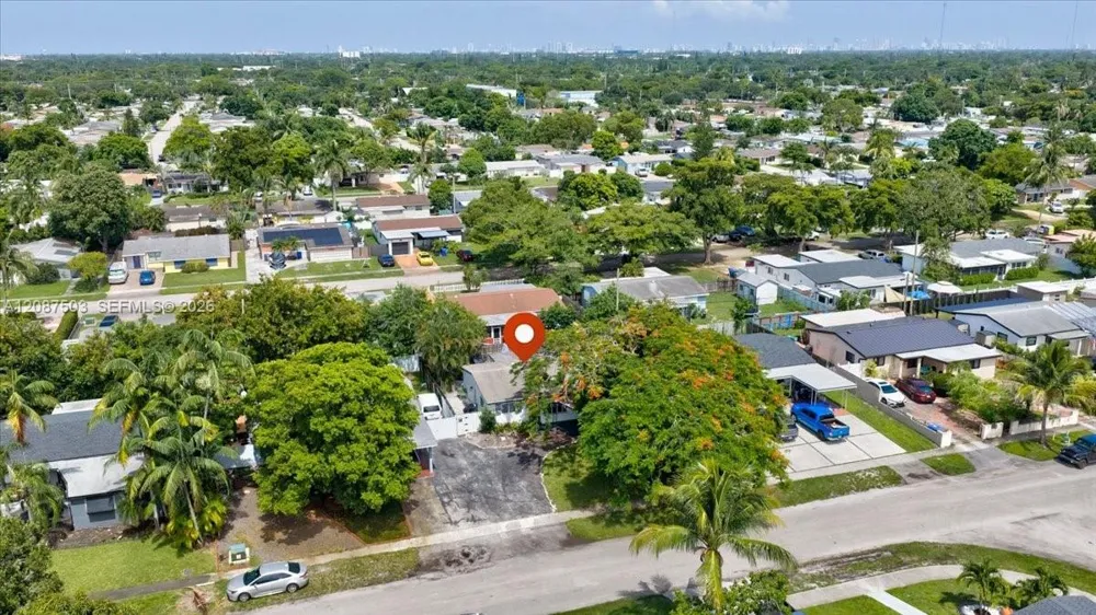 1131 75th Ave #1131 Hollywood, FL 33024
