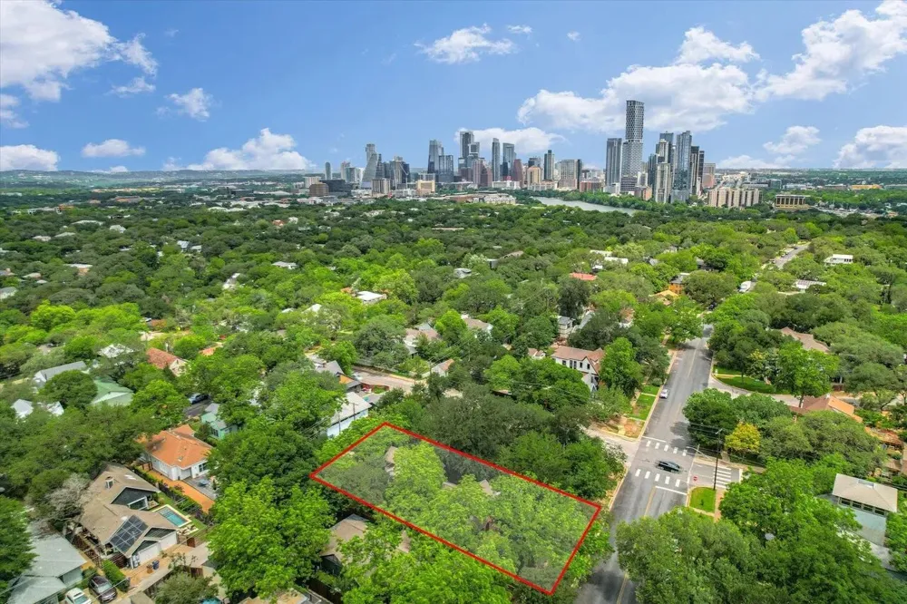 1704 Travis Heights Boulevard Austin, TX 78704