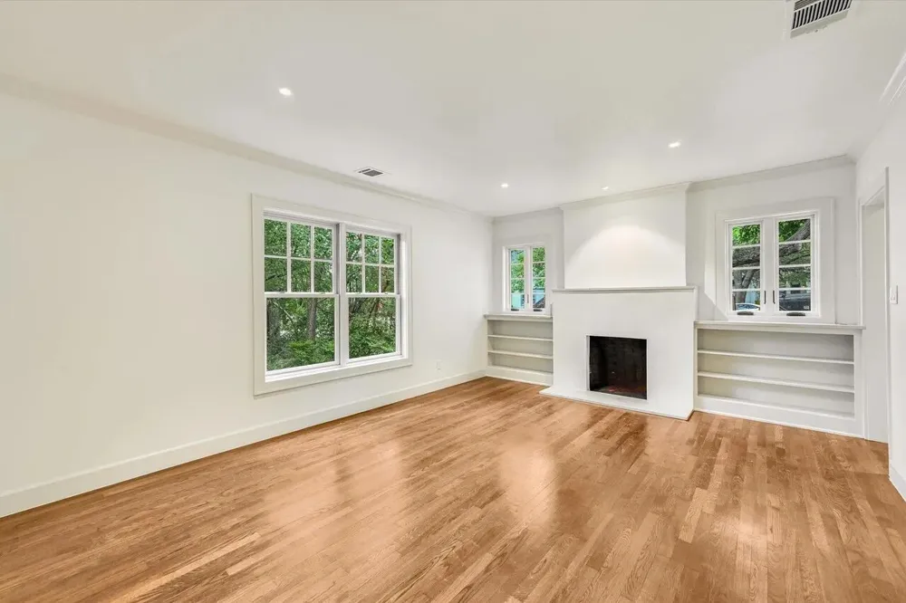 1704 Travis Heights Boulevard Austin, TX 78704