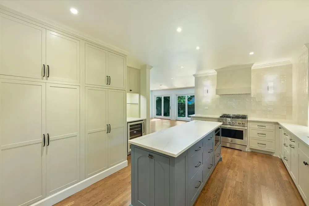 1704 Travis Heights Boulevard Austin, TX 78704