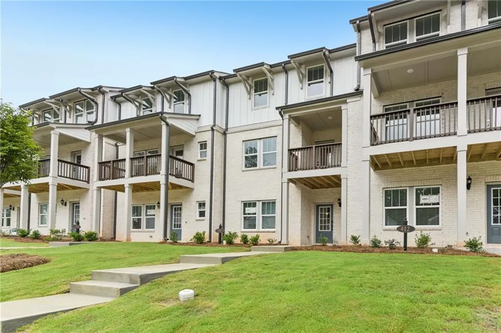 433 Elise Way Lawrenceville, GA 30045