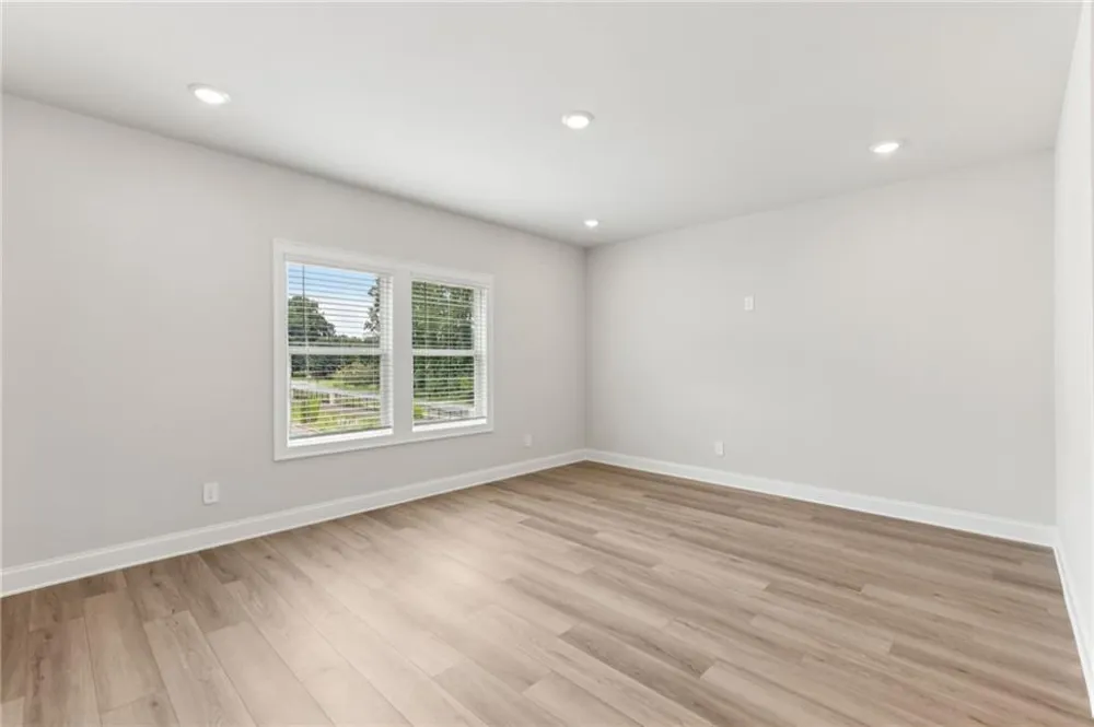 433 Elise Way Lawrenceville, GA 30045