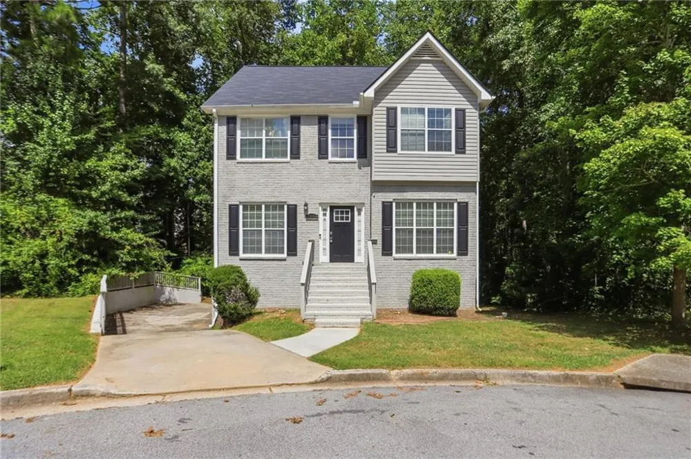 7144 Stonebrook Circle Lithonia, GA 30058