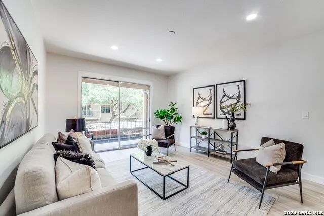 7711 Broadway #11B San Antonio, TX 78209