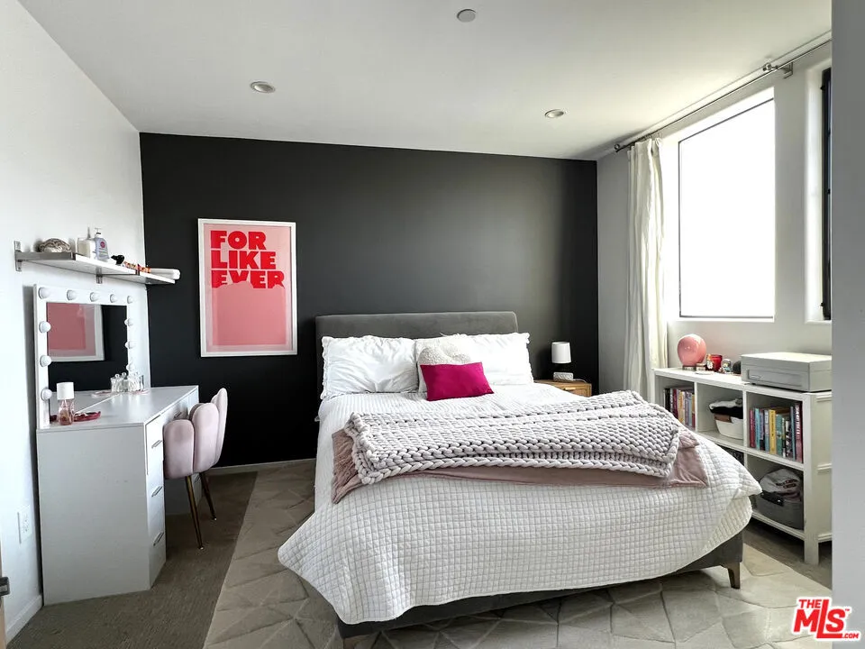 2606 S Barrington Avenue Los Angeles, CA 90064