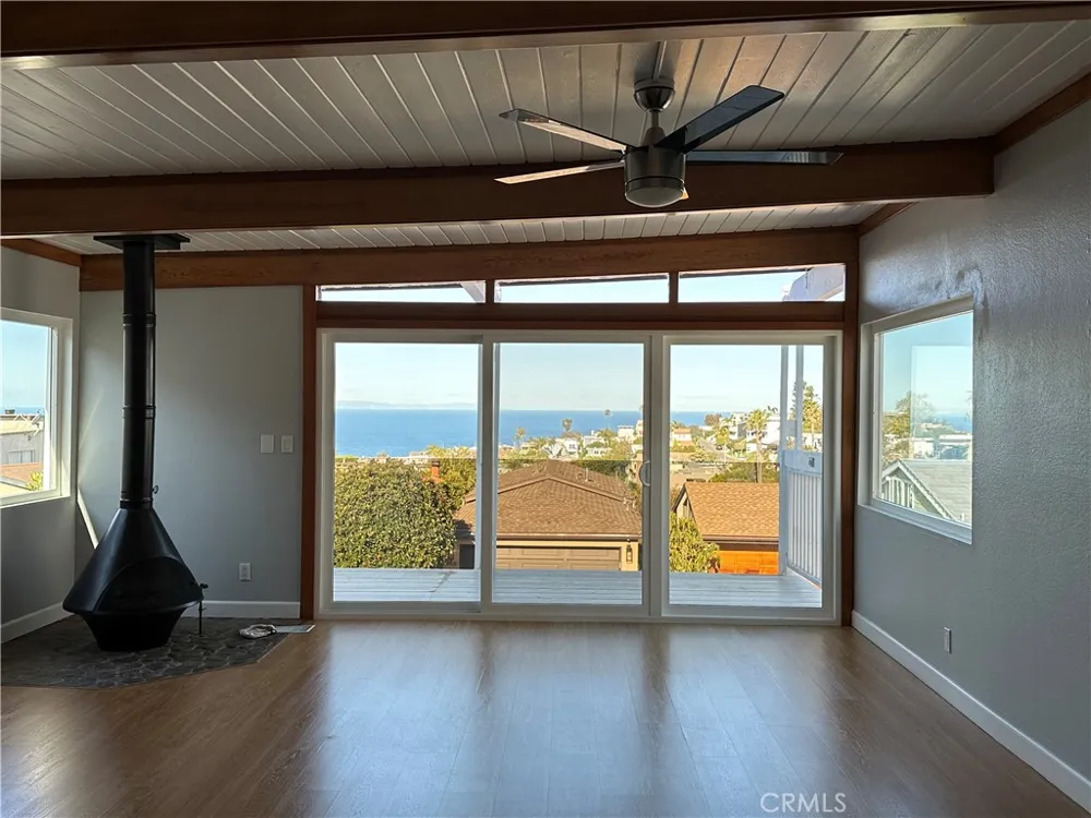 1064 Santa Ana Laguna Beach, CA 92651