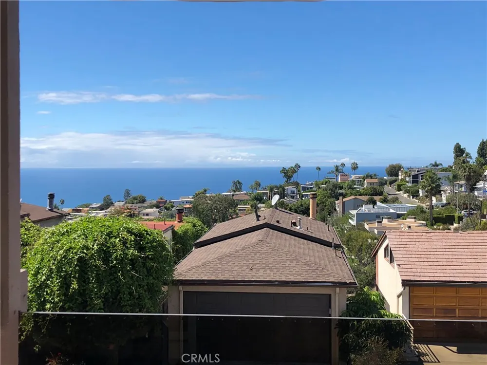 1064 Santa Ana Laguna Beach, CA 92651