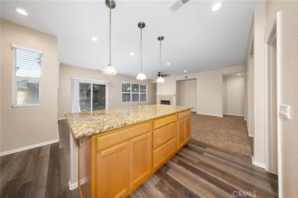 1959 Orchard Park Court San Jacinto, CA 92583