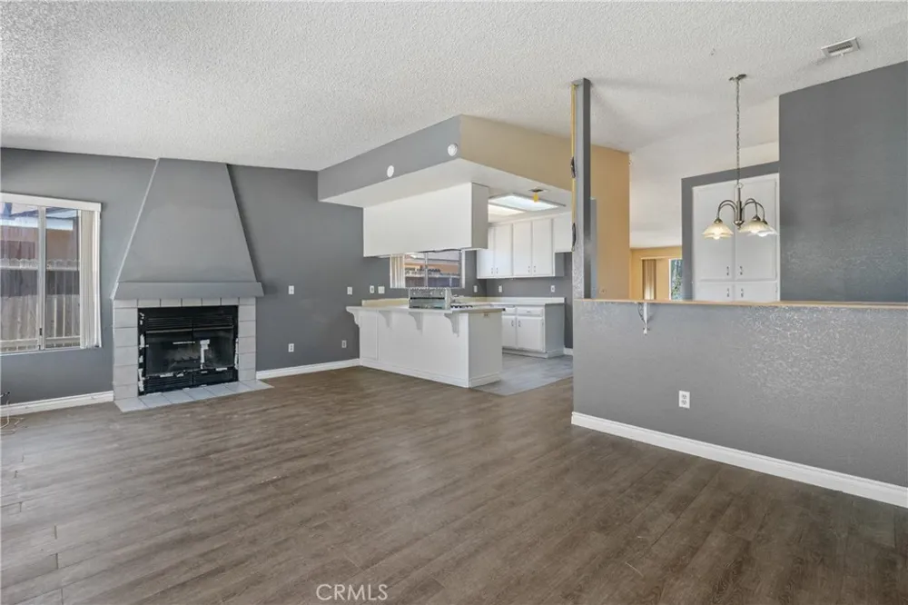 9331 Karen California City, CA 93505