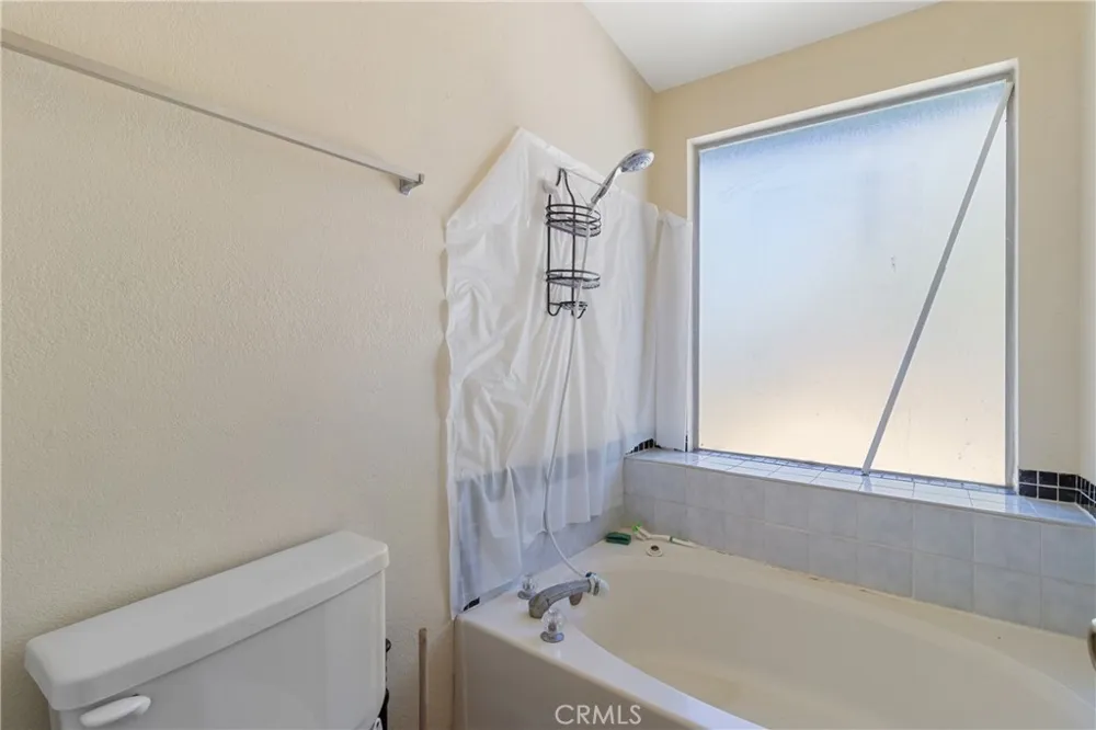 9331 Karen California City, CA 93505