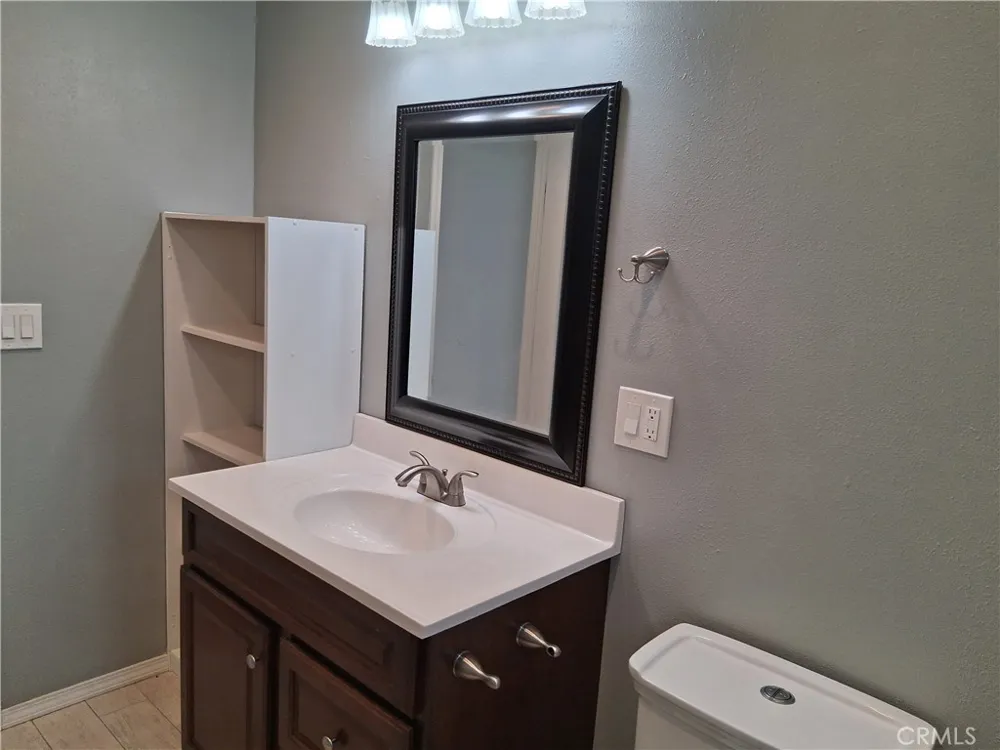 12587 Bradley Avenue Sylmar, CA 91342