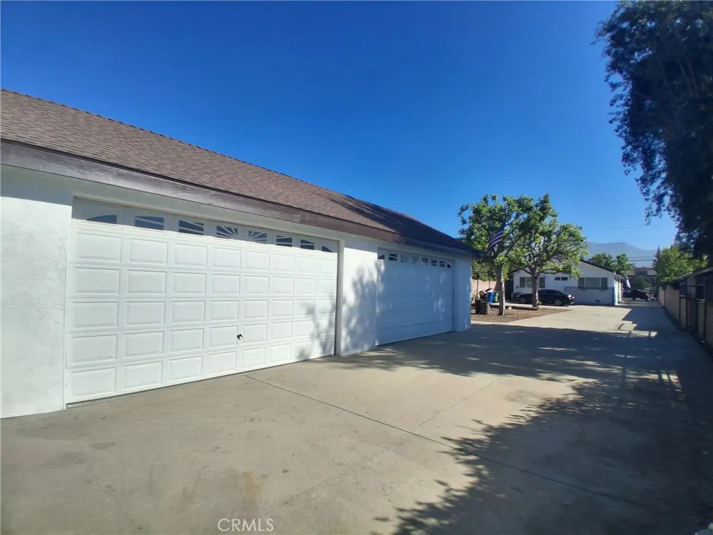 12587 Bradley Avenue Sylmar, CA 91342