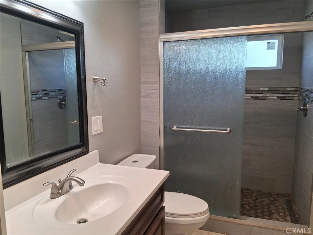 12587 Bradley Avenue Sylmar, CA 91342