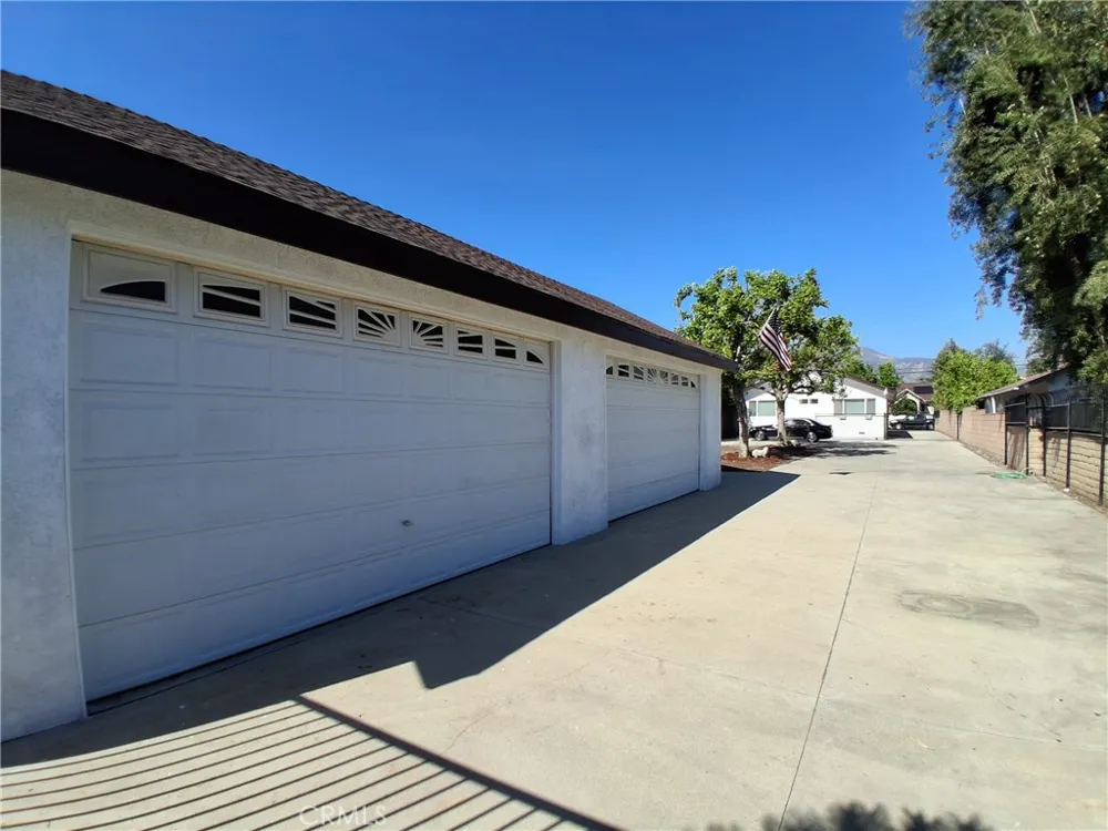 12587 Bradley Avenue Sylmar, CA 91342