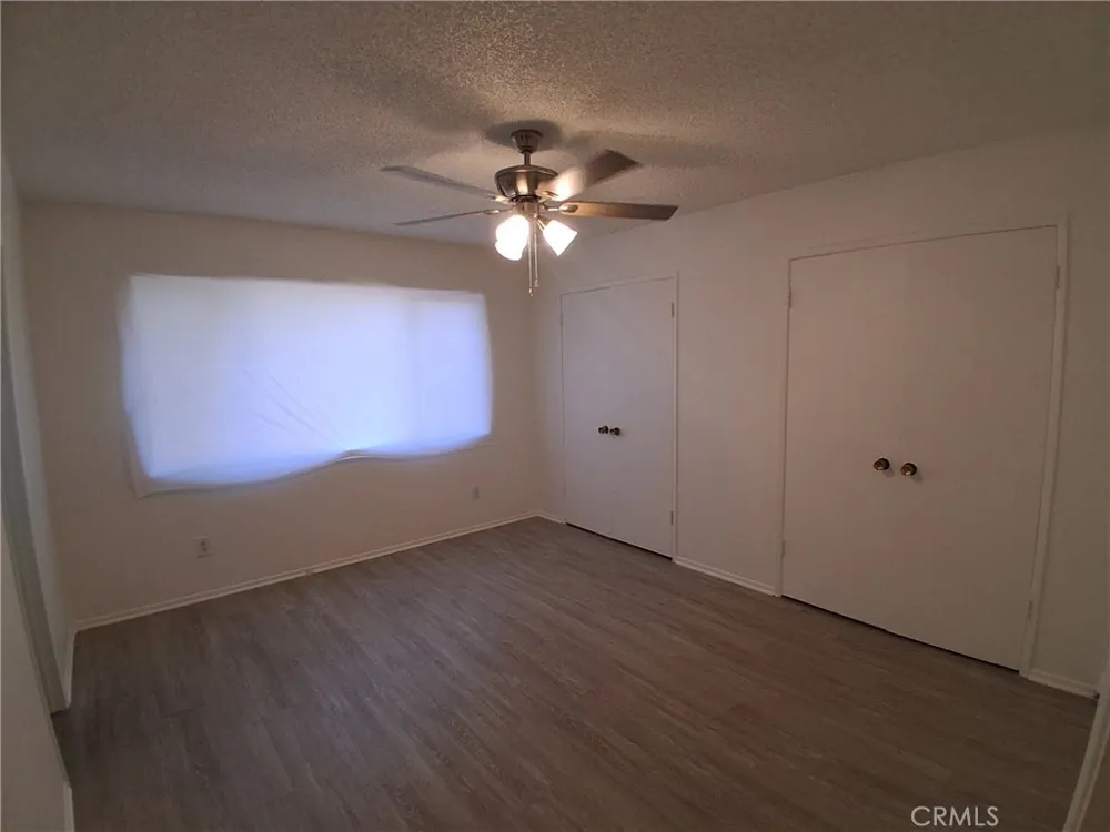 12587 Bradley Avenue Sylmar, CA 91342