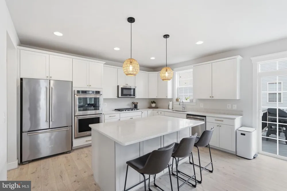 17992 RIDGEWOOD PLACE Round Hill, VA 20141