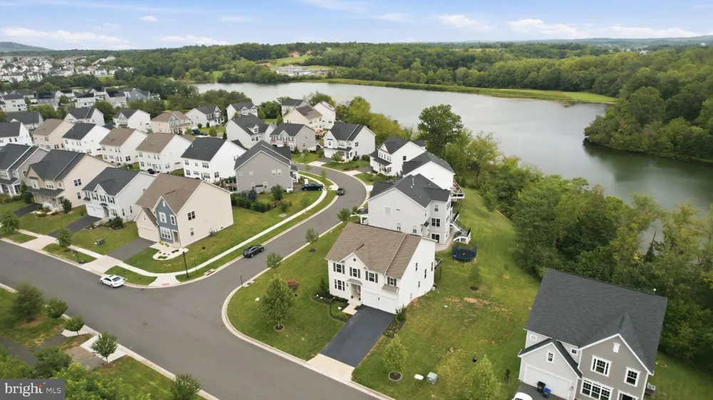 17992 RIDGEWOOD PLACE Round Hill, VA 20141
