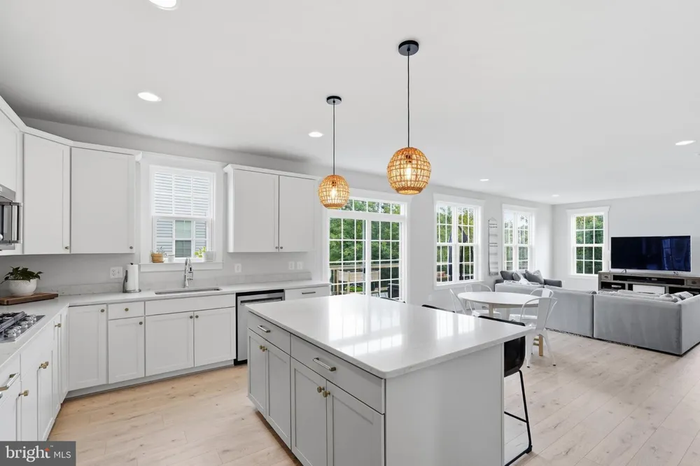 17992 RIDGEWOOD PLACE Round Hill, VA 20141