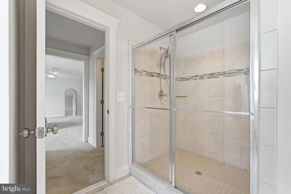 17992 RIDGEWOOD PLACE Round Hill, VA 20141