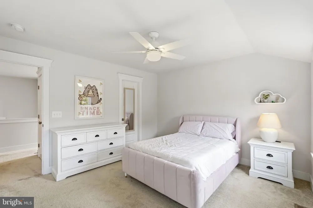 17992 RIDGEWOOD PLACE Round Hill, VA 20141