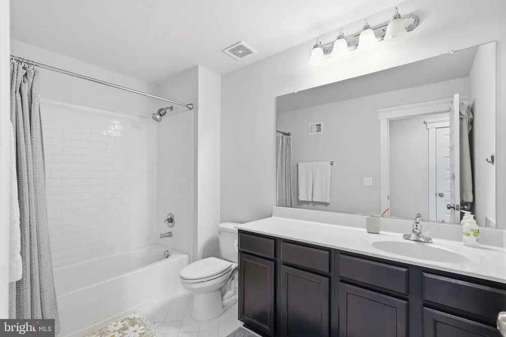 17992 RIDGEWOOD PLACE Round Hill, VA 20141