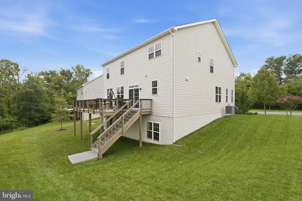 17992 RIDGEWOOD PLACE Round Hill, VA 20141