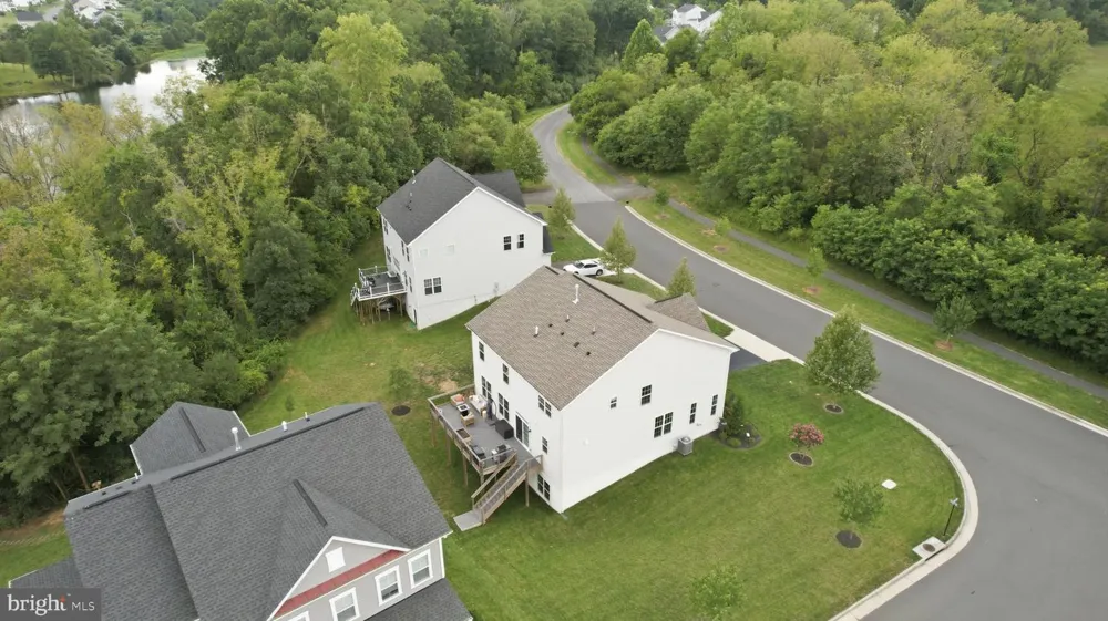 17992 RIDGEWOOD PLACE Round Hill, VA 20141
