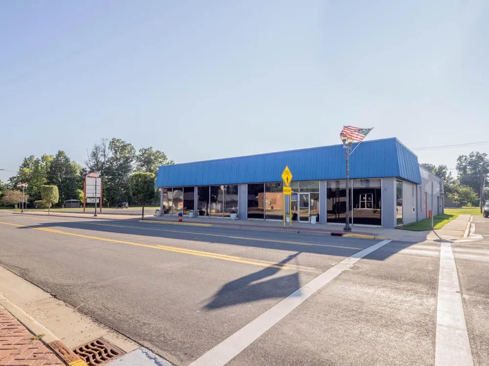 302 S State Street Gobles, MI 49055