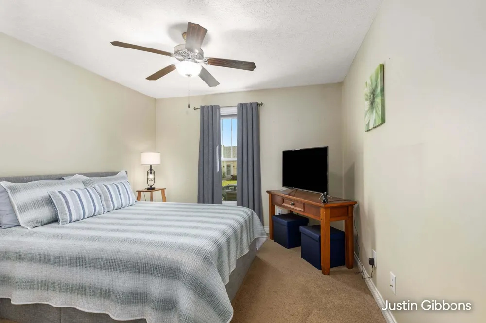 2030 Clifton Avenue Lansing, MI 48910