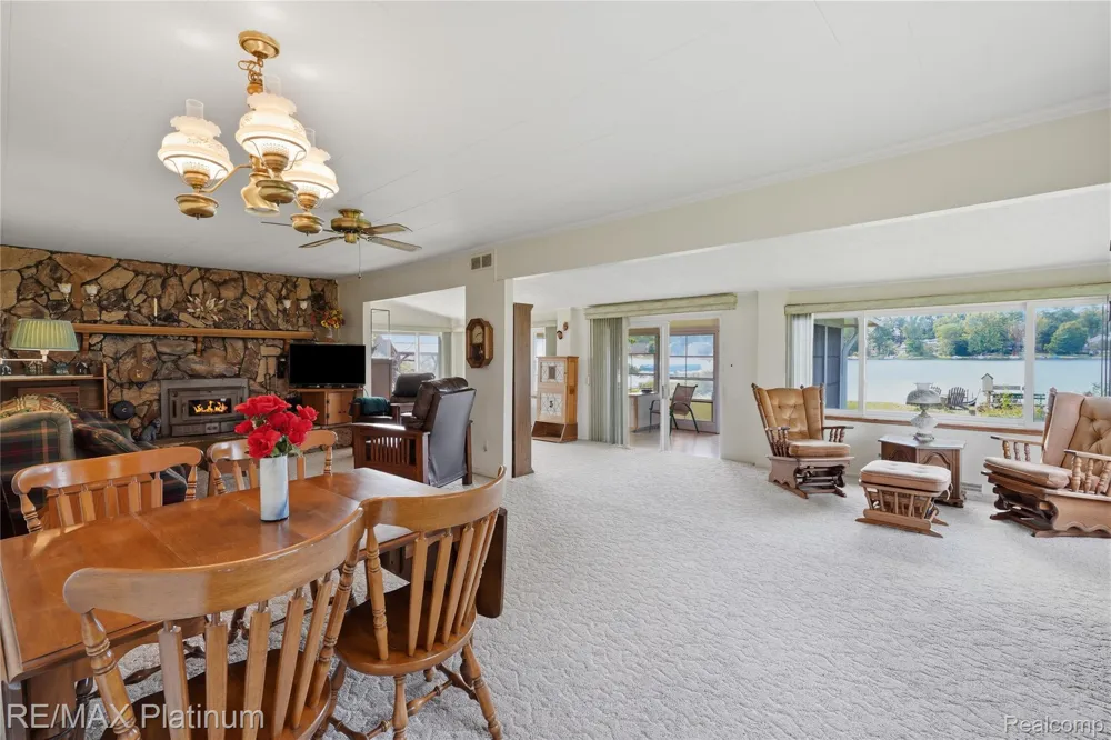 1186 Chemung Drive Genoa Township, MI 48843