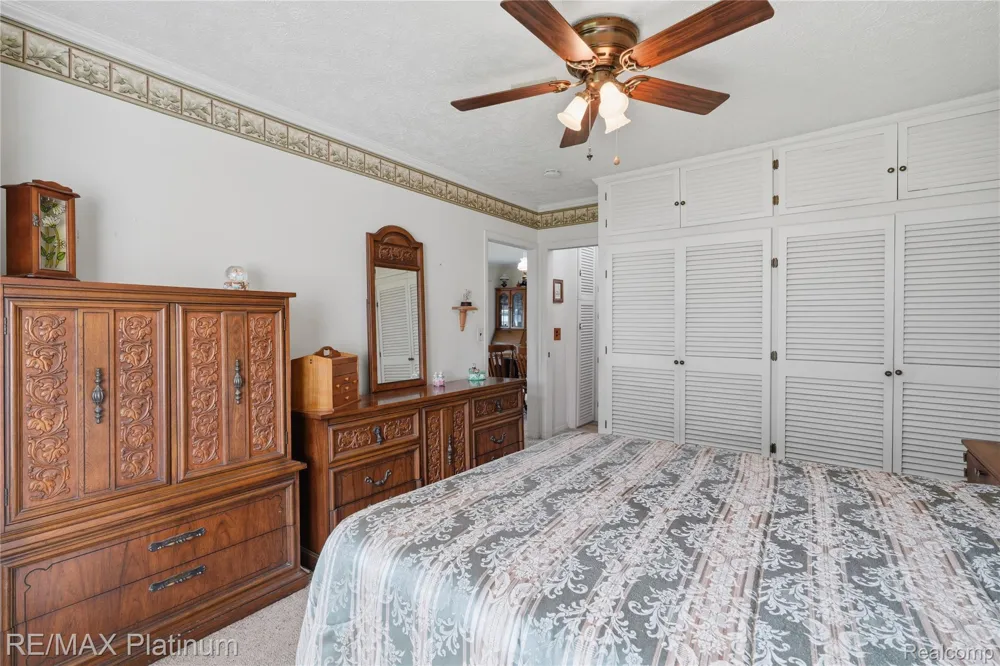 1186 Chemung Drive Genoa Township, MI 48843
