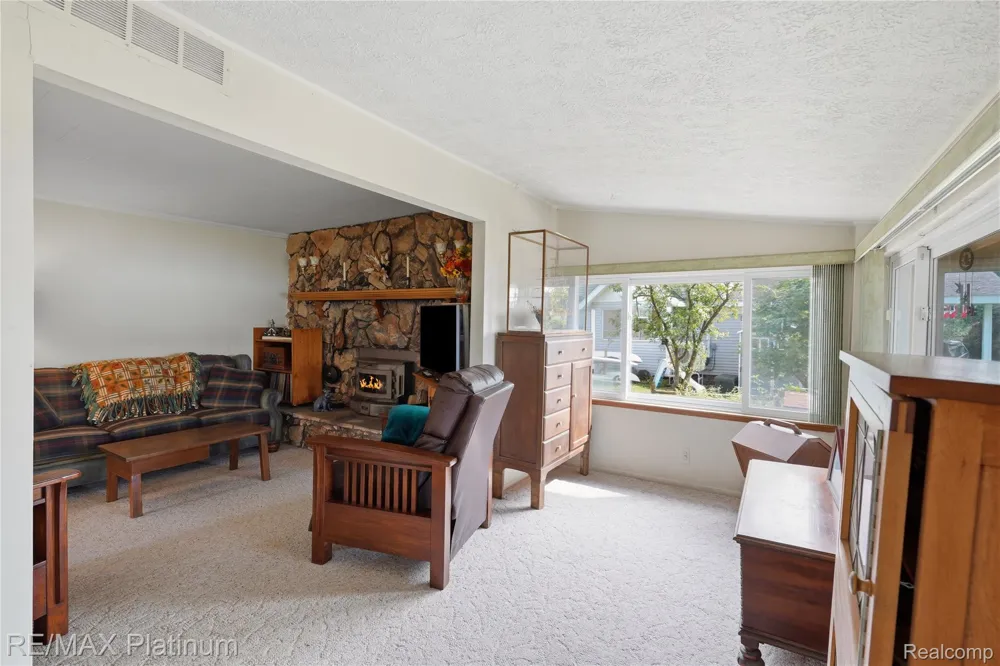 1186 Chemung Drive Genoa Township, MI 48843