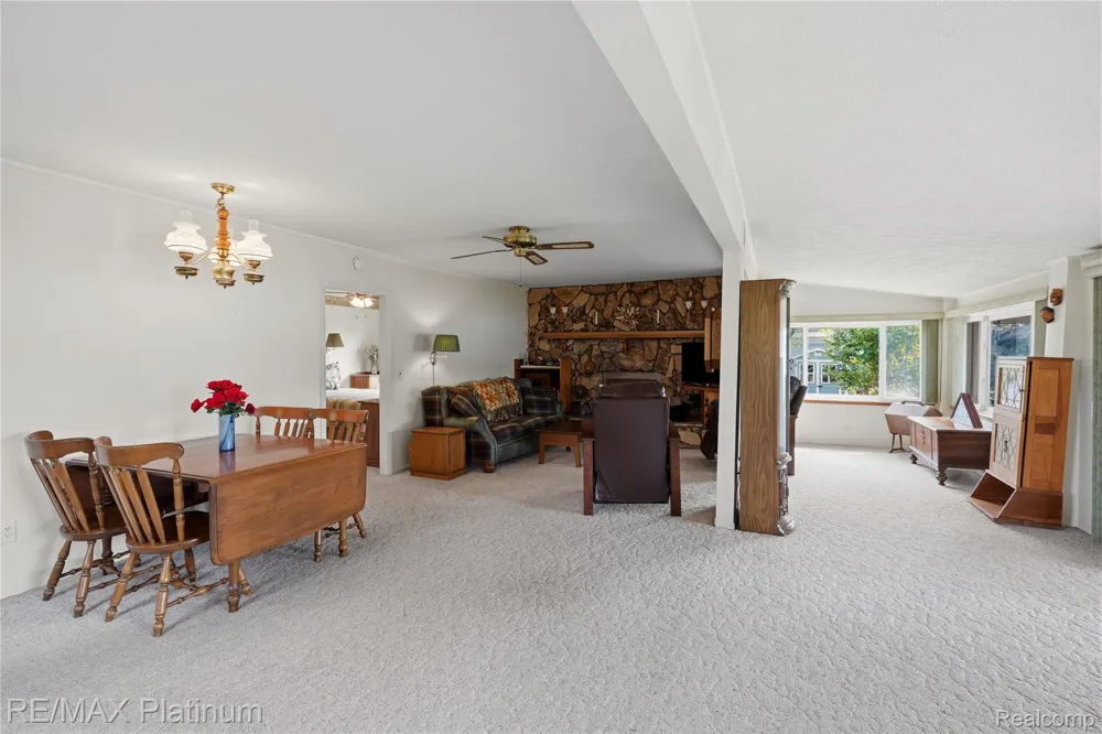 1186 Chemung Drive Genoa Township, MI 48843