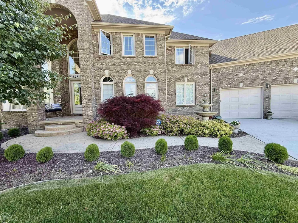54828 Danielle Street New Baltimore City, MI 48047