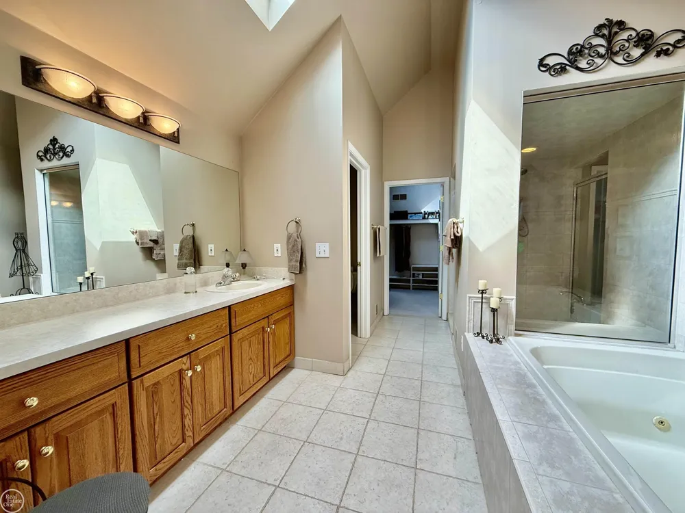 54828 Danielle Street New Baltimore City, MI 48047
