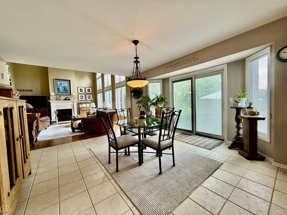 54828 Danielle Street New Baltimore City, MI 48047