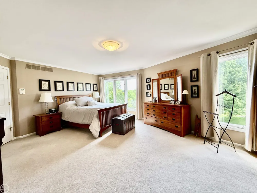 54828 Danielle Street New Baltimore City, MI 48047
