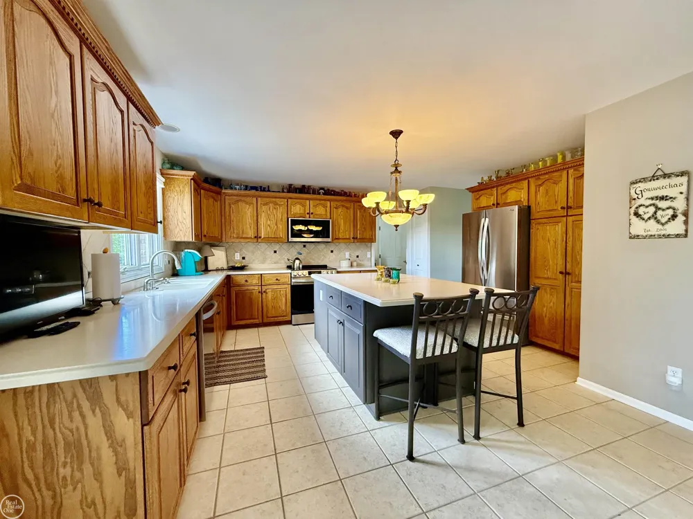 54828 Danielle Street New Baltimore City, MI 48047
